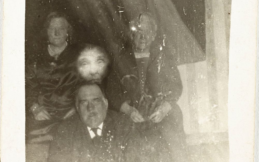 Card essay 90768497 master